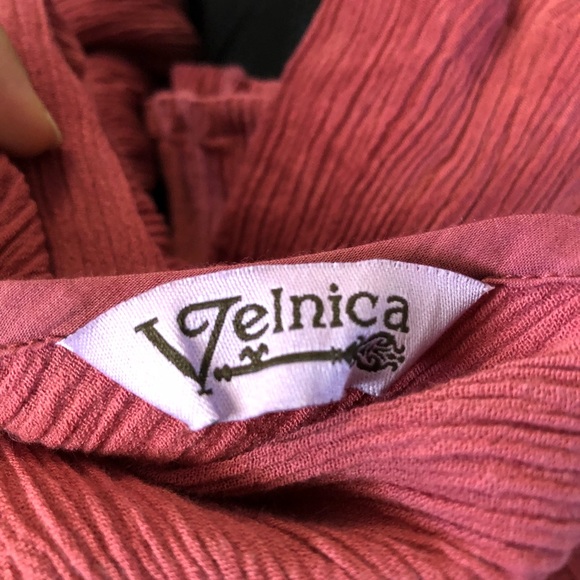 Beautiful Collection of Velnica Dresses One Size - Picture 6 of 8